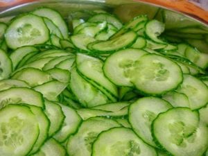 cucumber-keep-hydrated